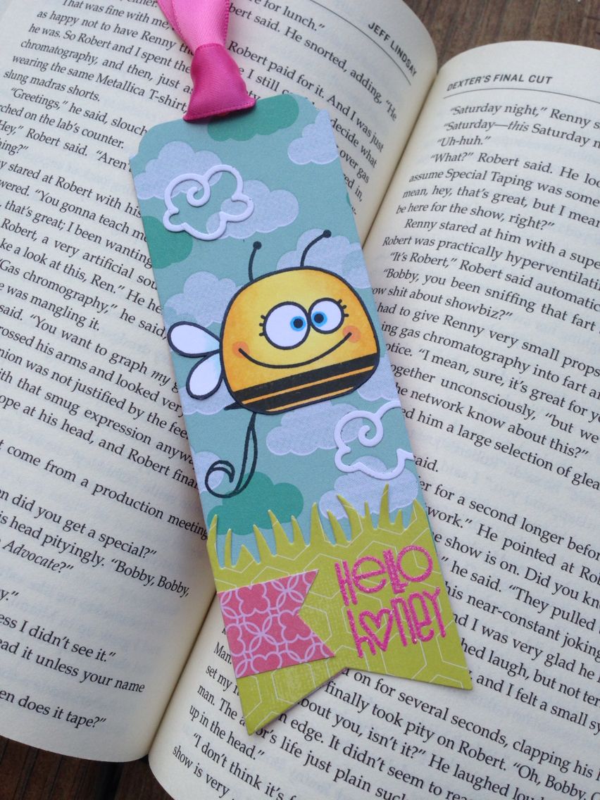 PAPER SMOOCHES Suaje - Bookmarks